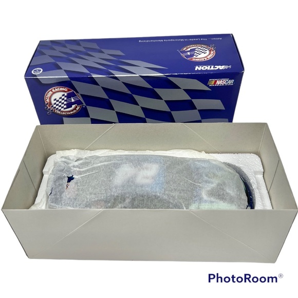 NASCAR Jeff Gordon 24 1999 Limited Edition Star Wars Episode 1 Collectible - Picture 4 of 16